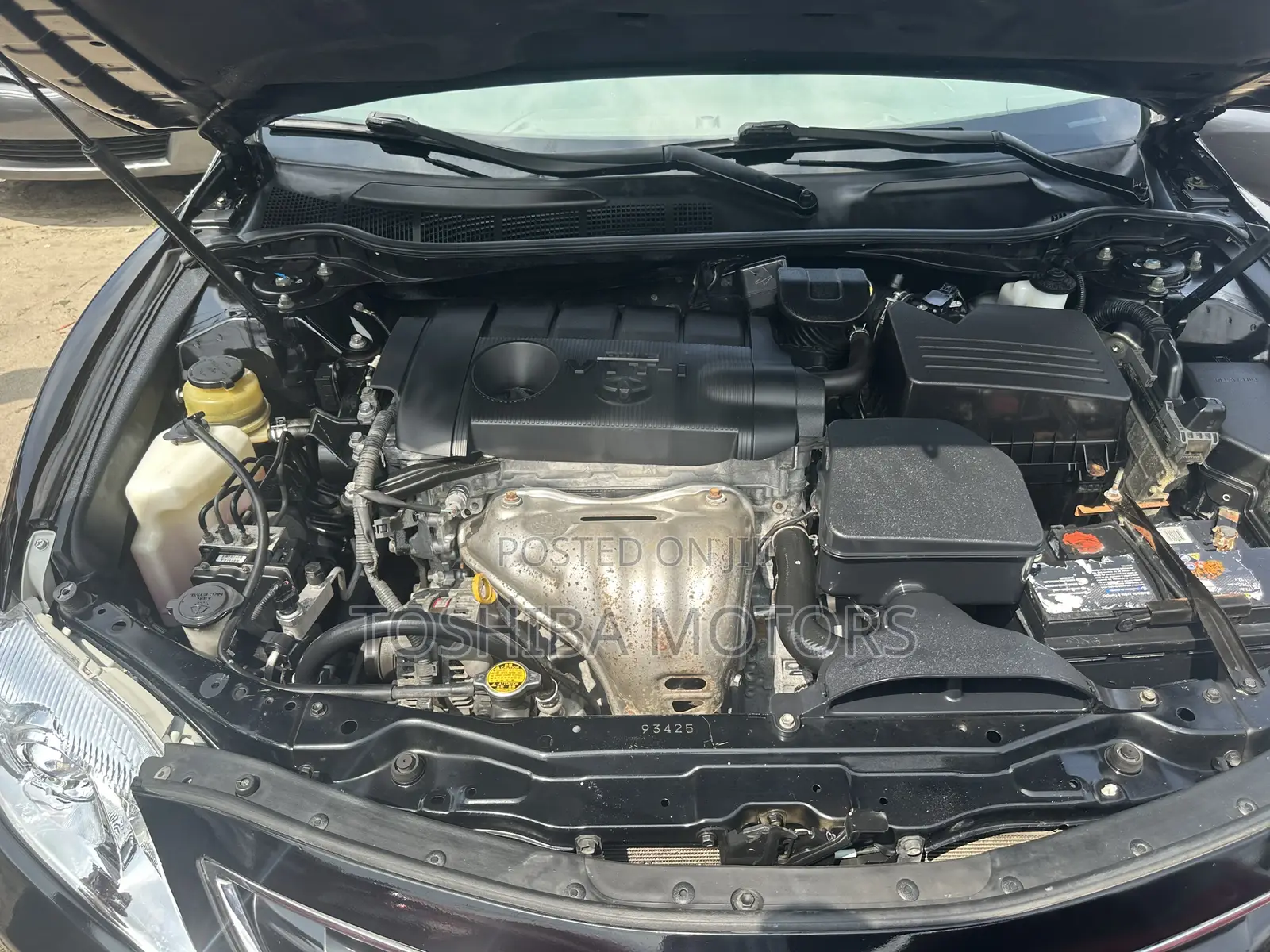 Toyota Camry 2011 Brown