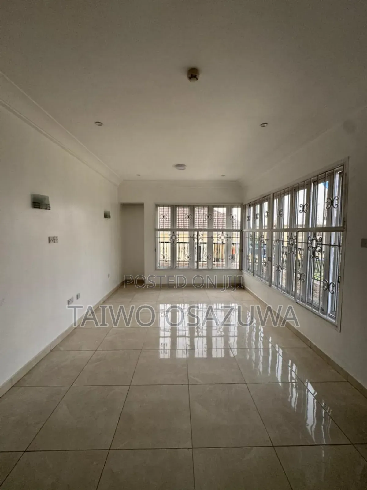 5bdrm Duplex in Banana Island, for rent