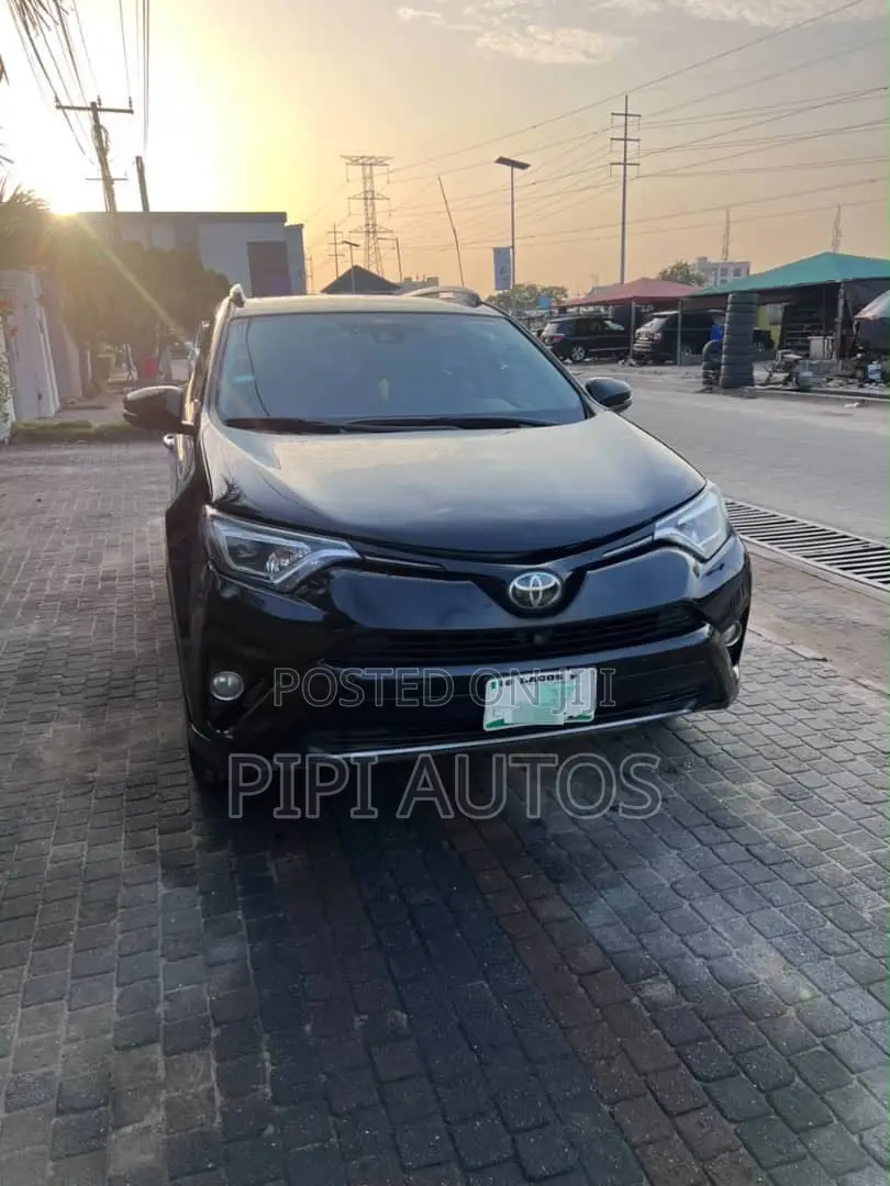 Toyota RAV4 Limited 4dr SUV AWD (2.5L 4cyl 6A) 2018 Black