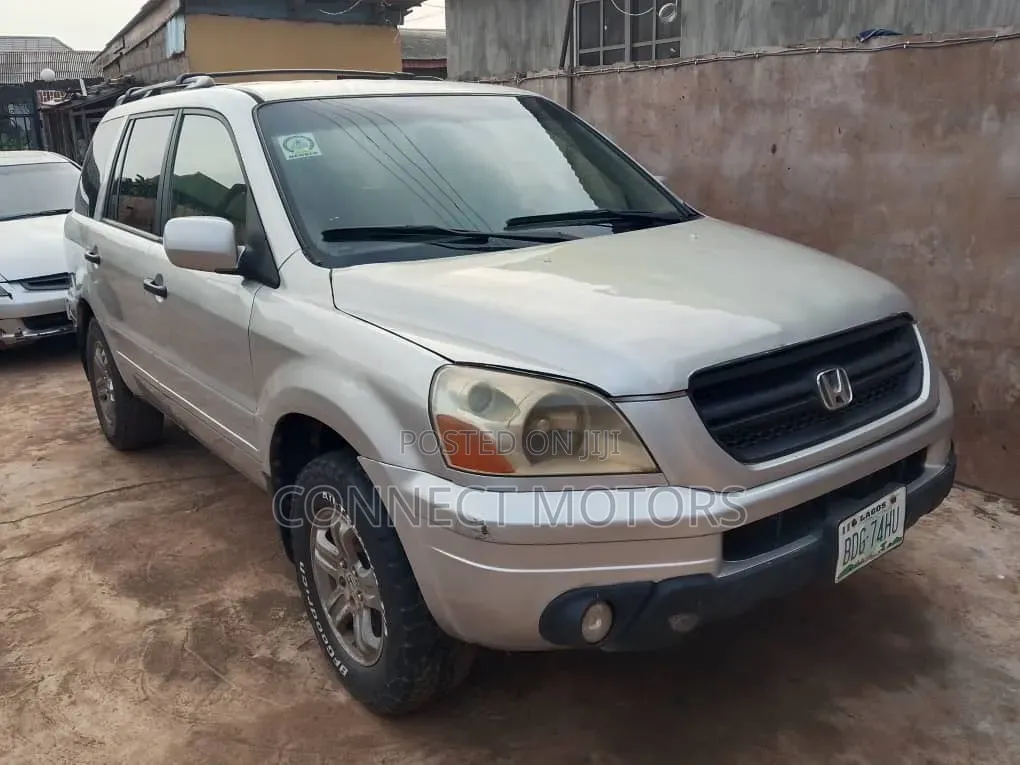 Honda Pilot 2004 Silver