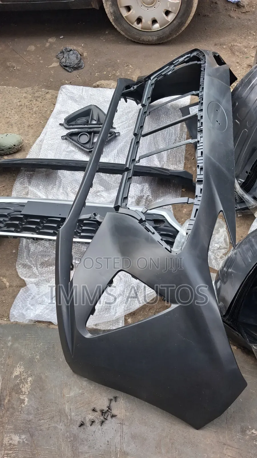 Complete Front Bumper Grand I10 2020