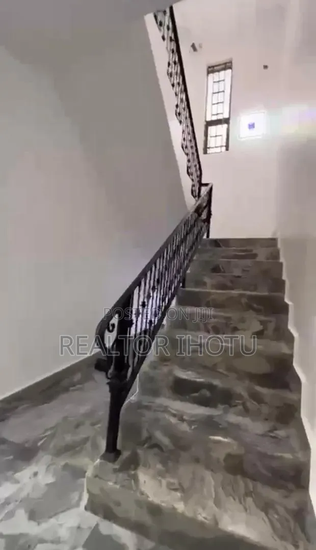 4bdrm Duplex in Kubwa for sale