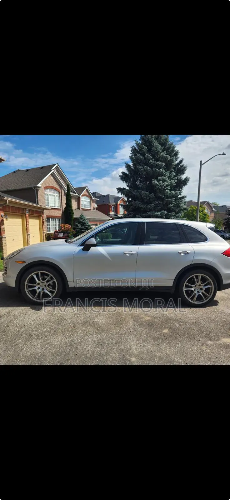 Porsche Cayenne 2013 Silver