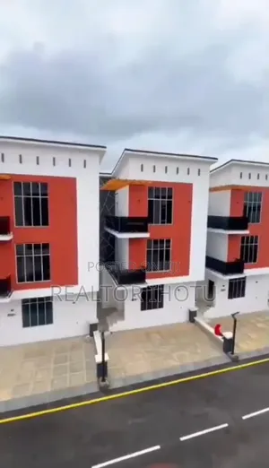 4bdrm Duplex in Kubwa for sale