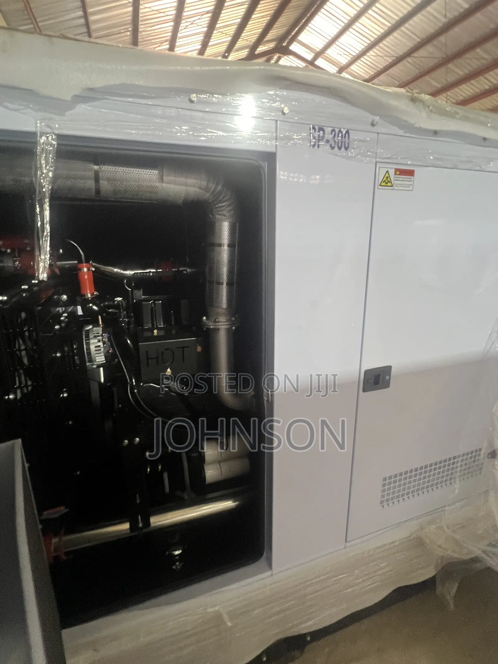 300kva Brand New UKPerkins Soundproof Diesel Generator 100% Copper 