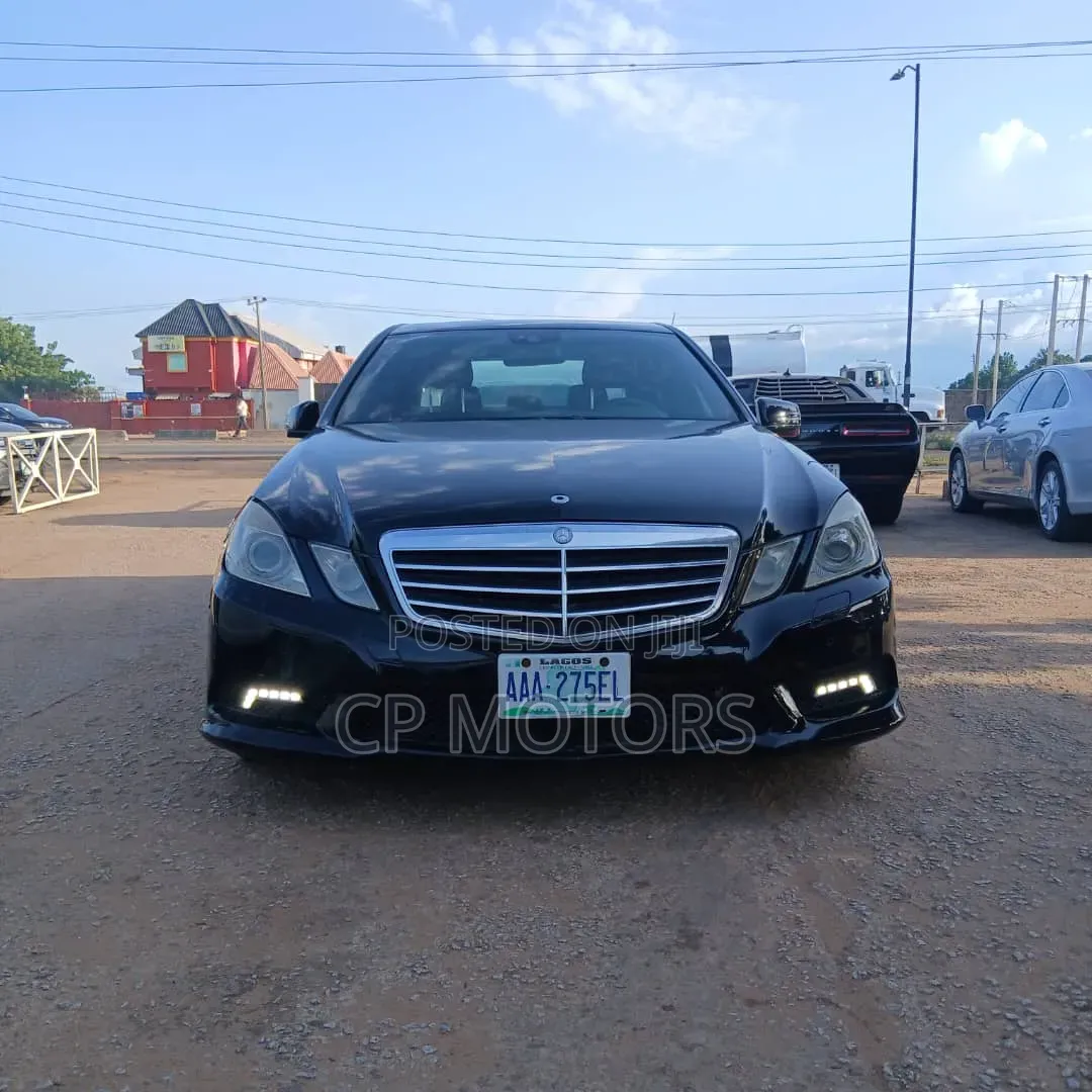 Mercedes-Benz E350 Base 4dr Sedan RWD (3.5L 6cyl 7A) 2010 Black