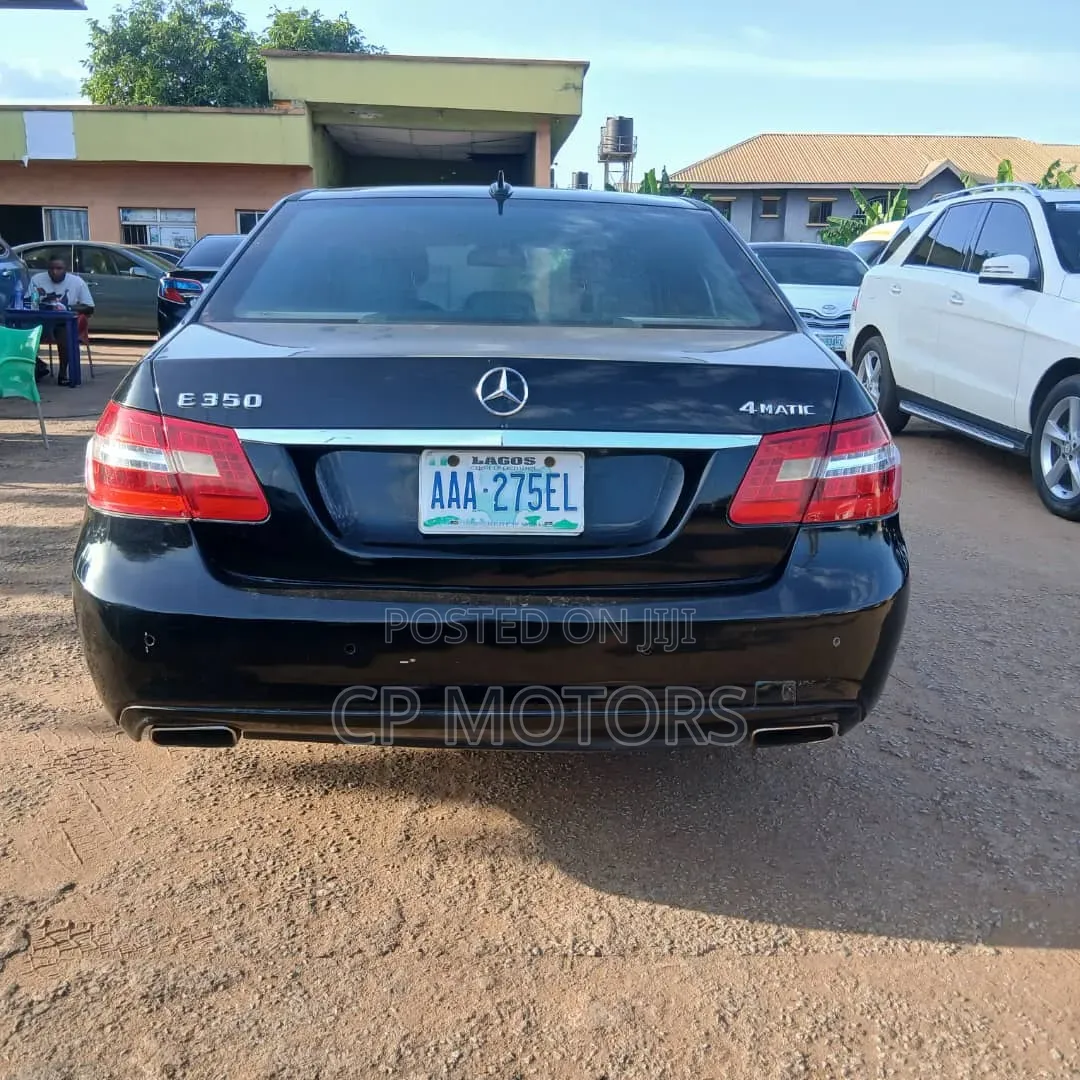 Mercedes-Benz E350 Base 4dr Sedan RWD (3.5L 6cyl 7A) 2010 Black