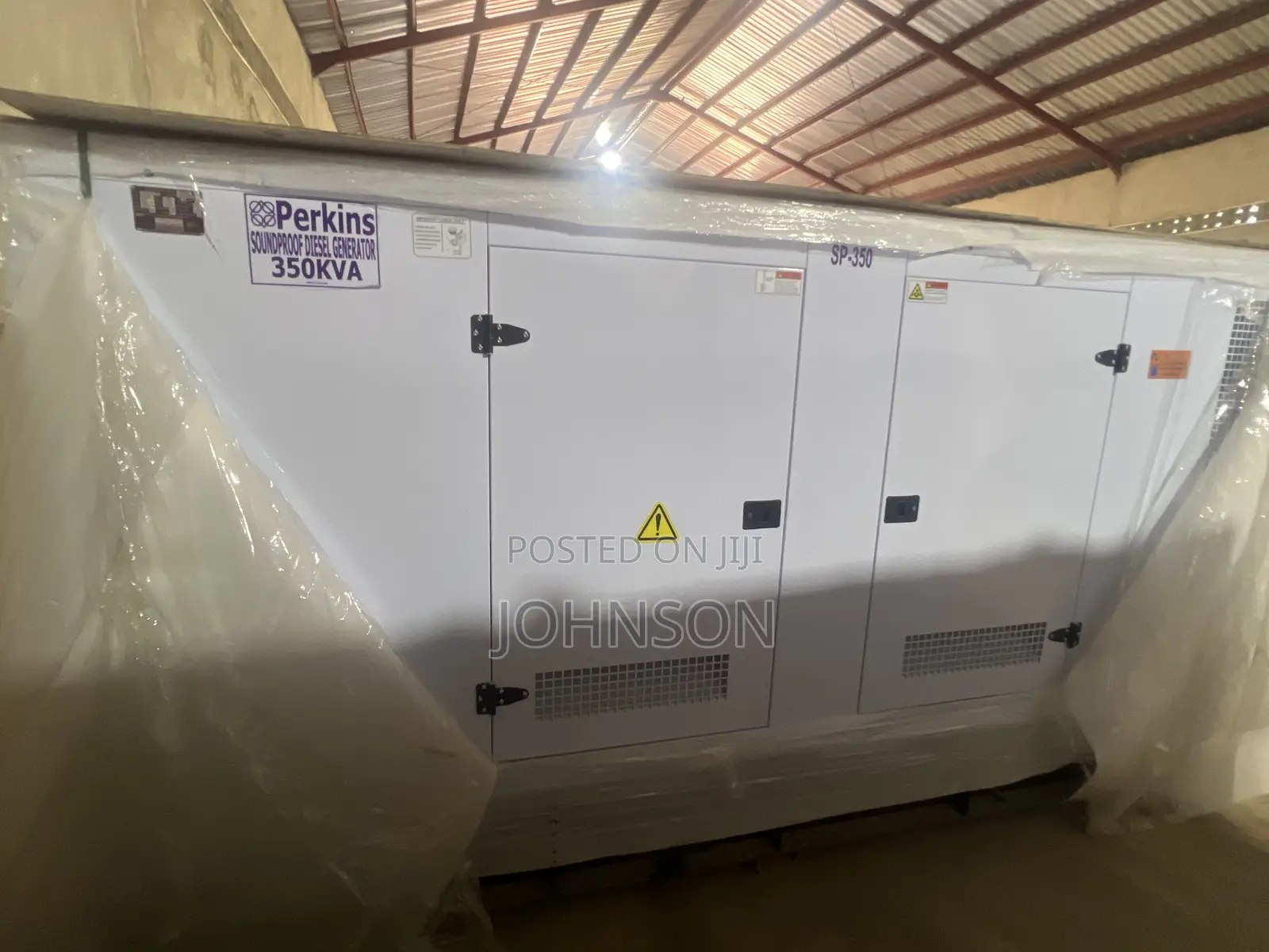 350kva Brand New UKPerkins Soundproof Diesel Generator 100% Copper 