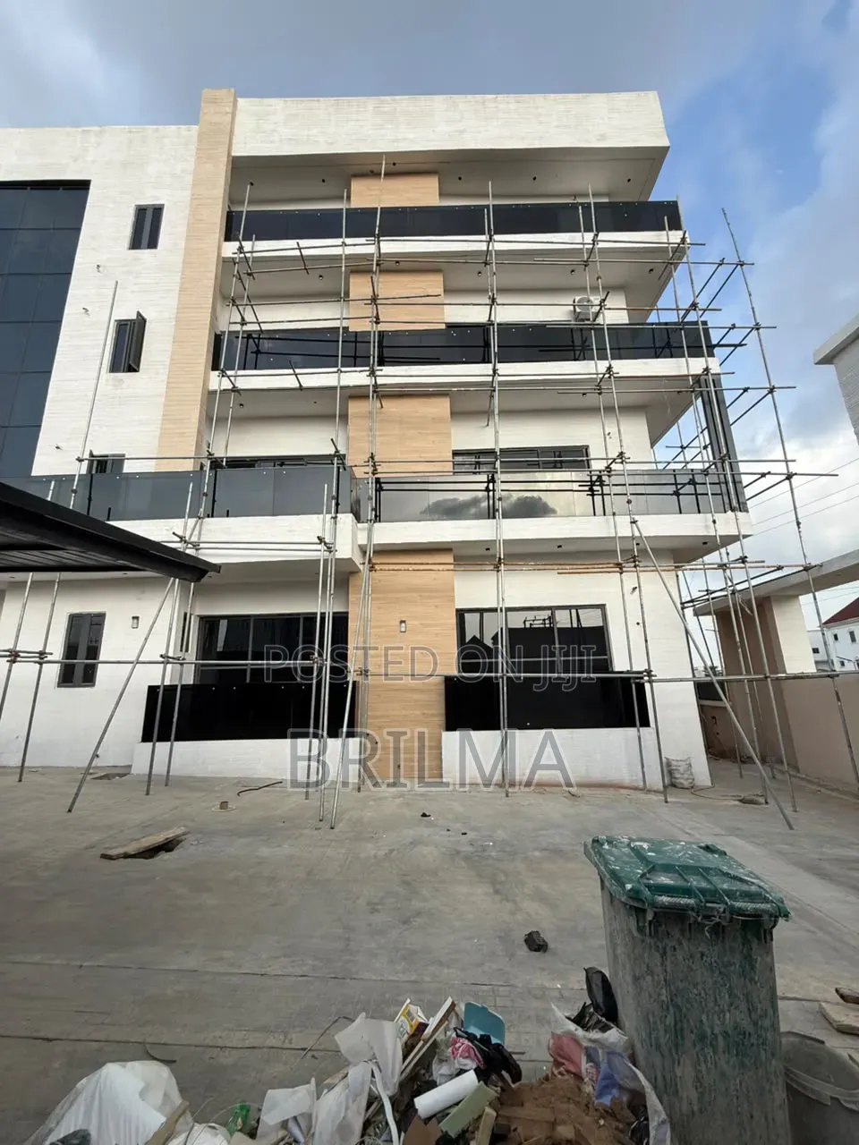 3bdrm Apartment in Jahi for sale