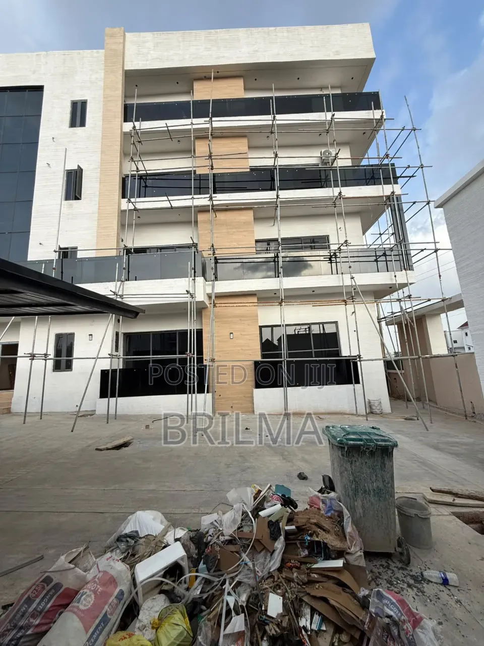 3bdrm Apartment in Jahi for sale