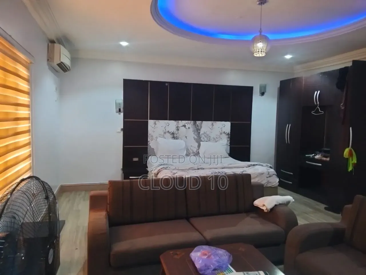Furnished 17bdrm Maisonette in Utako for sale