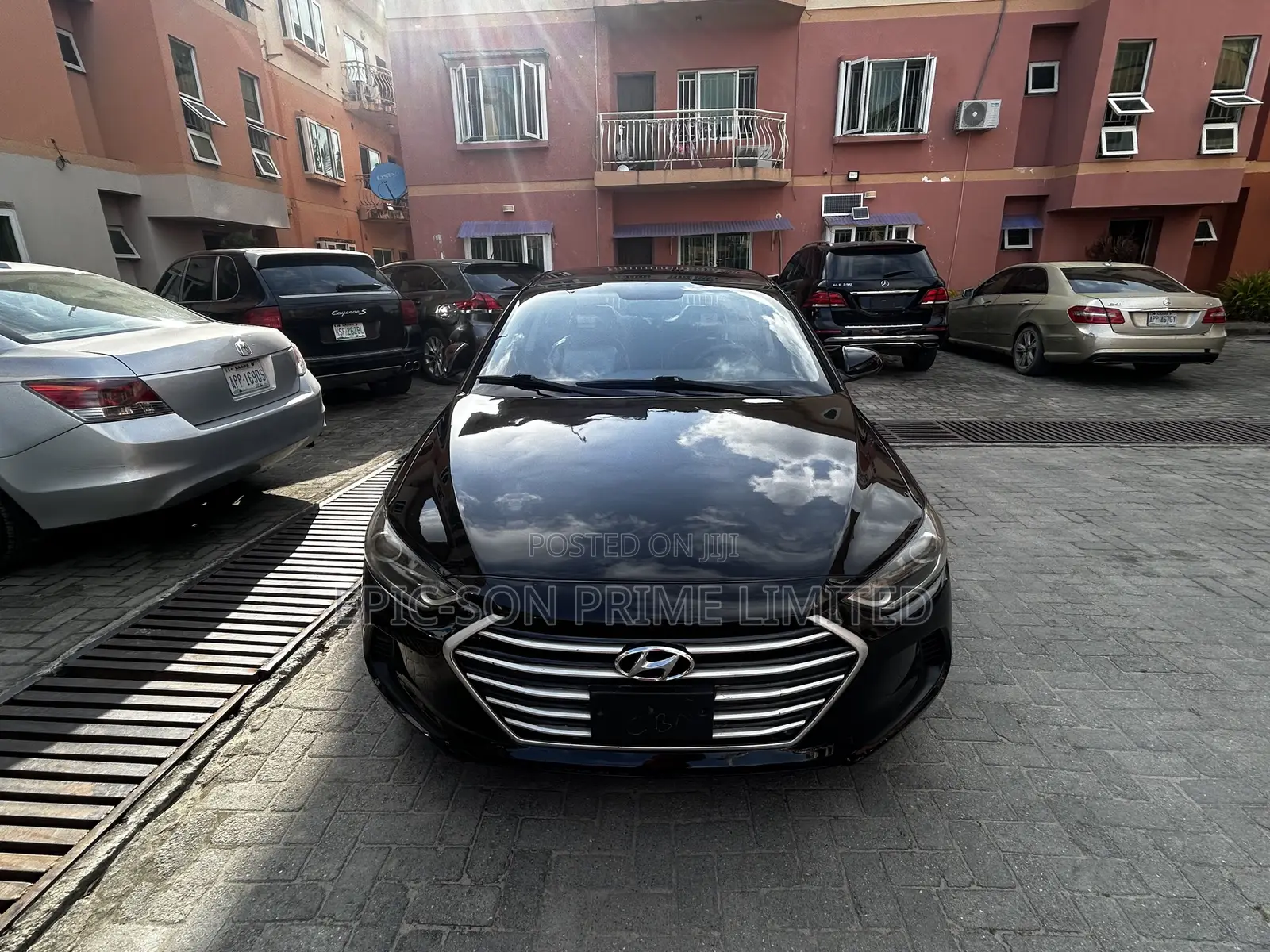 Hyundai Elantra ECO Sedan FWD (1.4L 4cyl 7A) 2017 Black