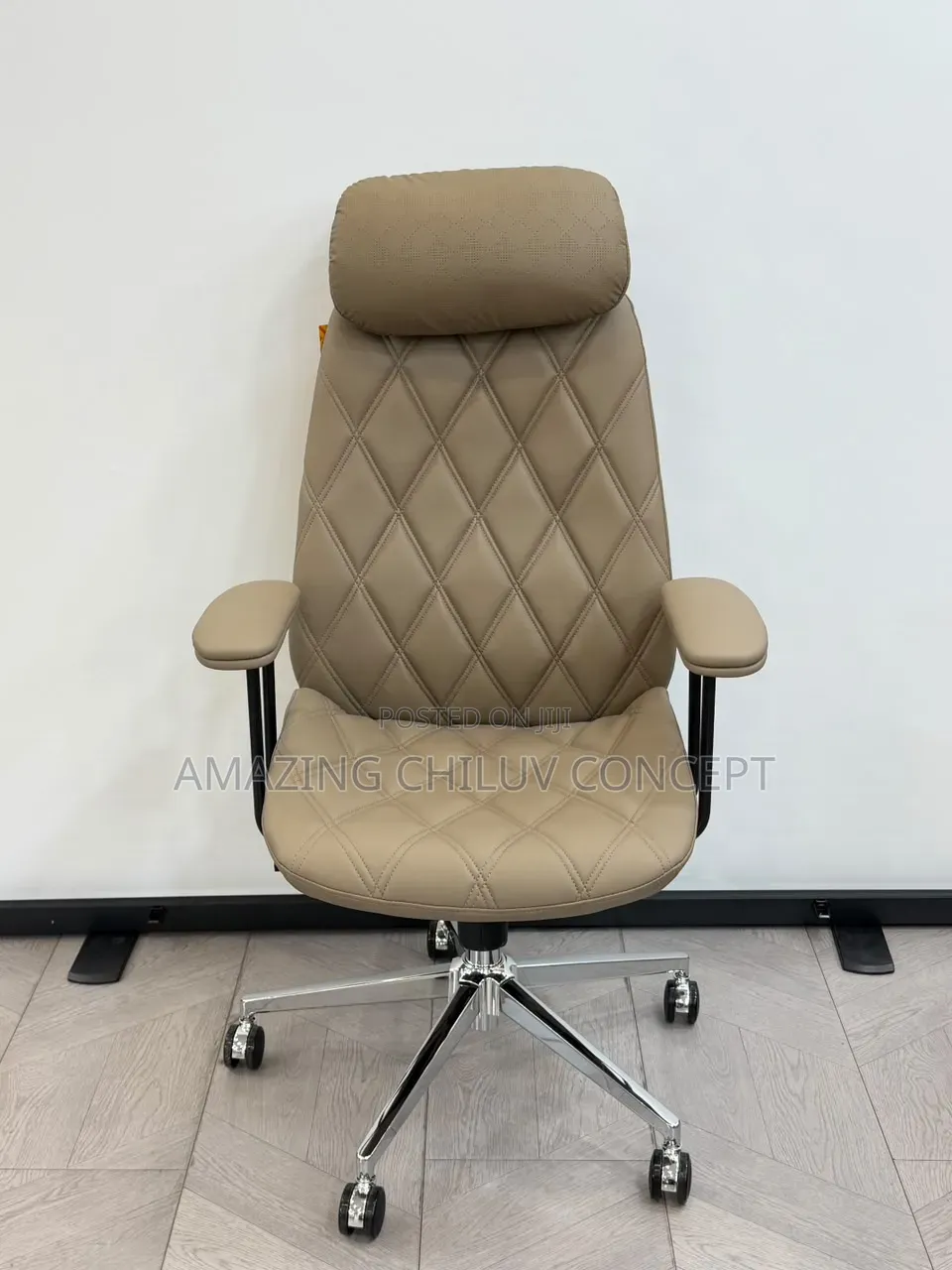 Luxury Cream Leather Executive Office Chair