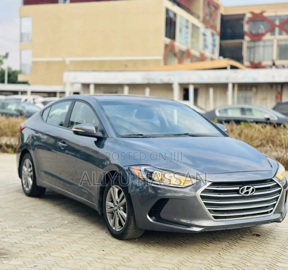 Hyundai Elantra 2018 Gray