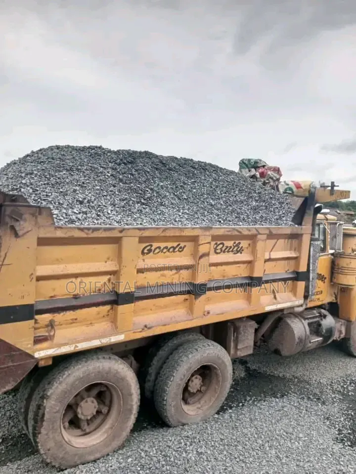 Iron Black Chippings and Granite for Concrete Construction