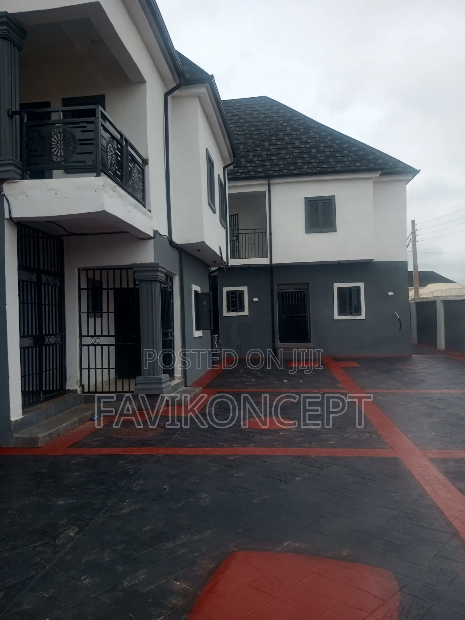6bdrm Block of Flats in Hajj Camp Extension., Giri for sale