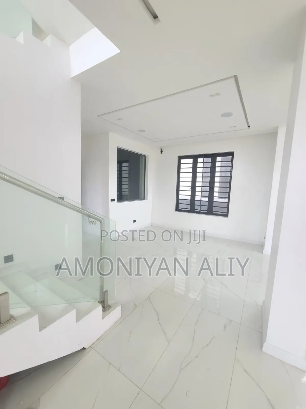 5bdrm Mansion in Megamond Estate, Ikota for sale