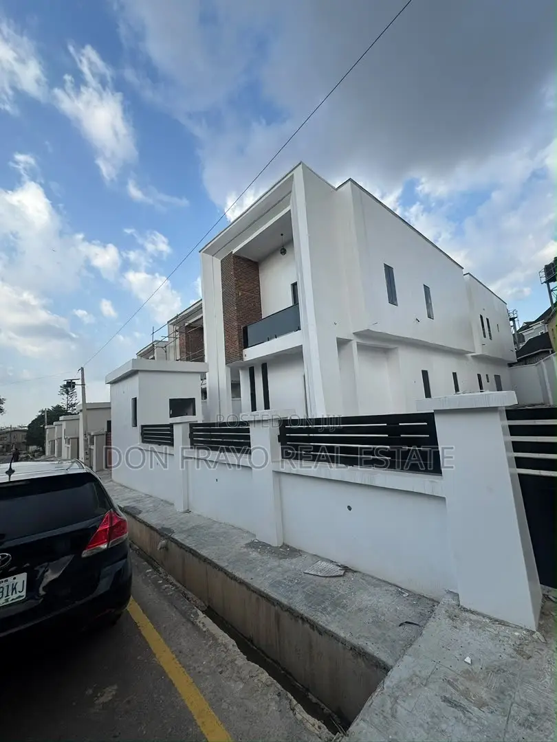 4bdrm Duplex in Main Ikolaba Gra, Agodi for sale