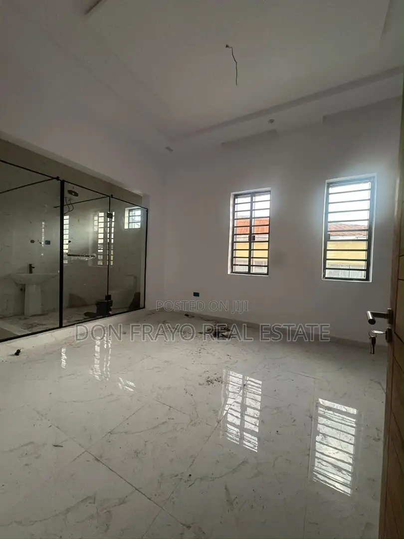 4bdrm Duplex in Main Ikolaba Gra, Agodi for sale