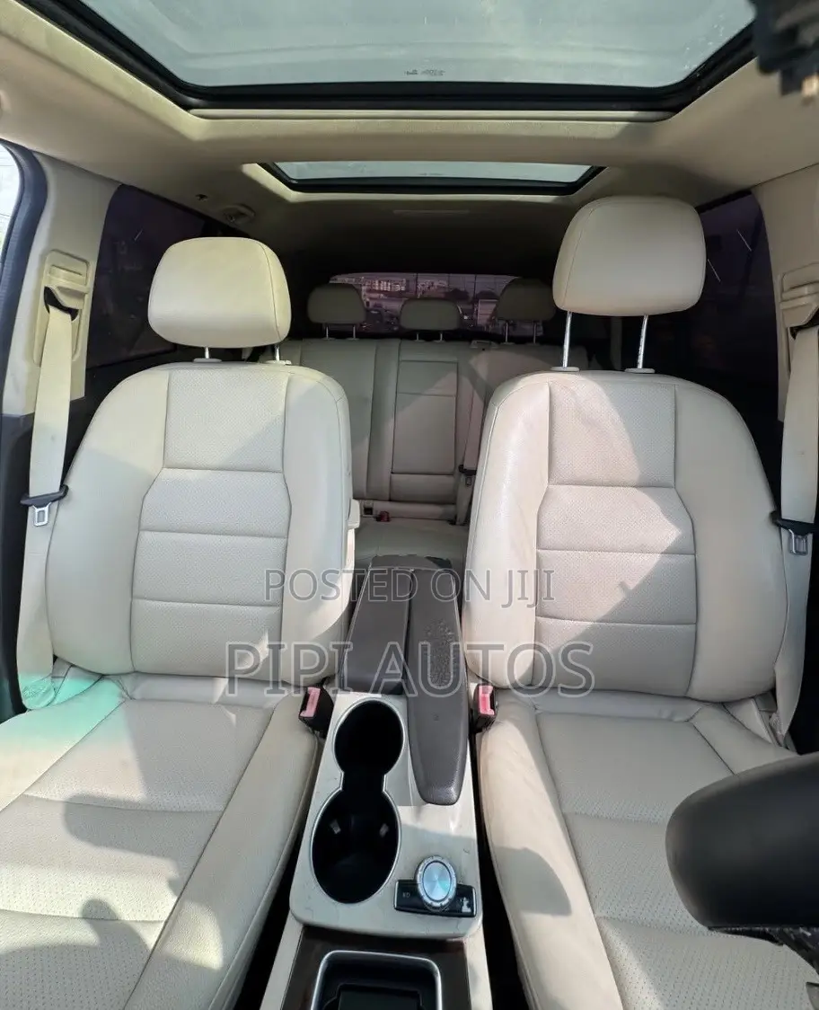 Mercedes-Benz GLK-Class 350 SUV 2013 Black