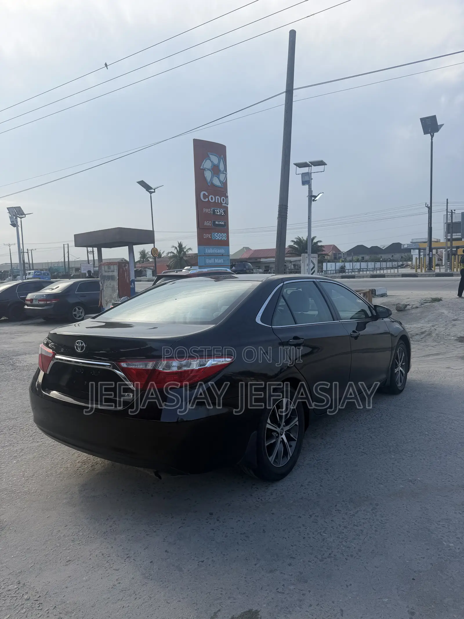 Toyota Camry LE 4dr Sedan (2.5L 4cyl 6A) 2015 Black