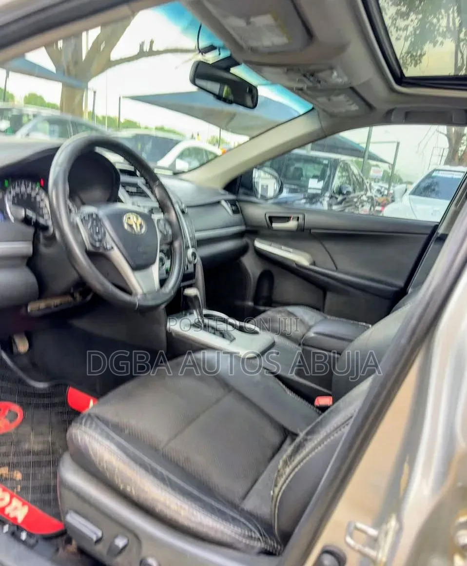 Toyota Camry 2013 Silver