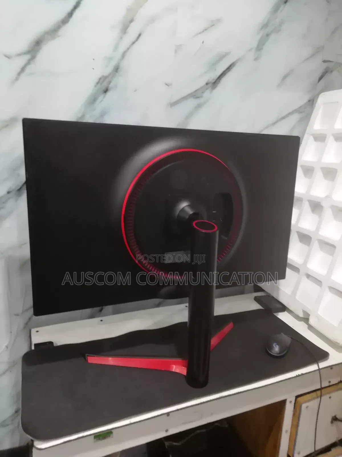 LG Ultra-Gear 32" Gaming Monitor QHD2560X1440 144hz IPS 16:9 Ratio