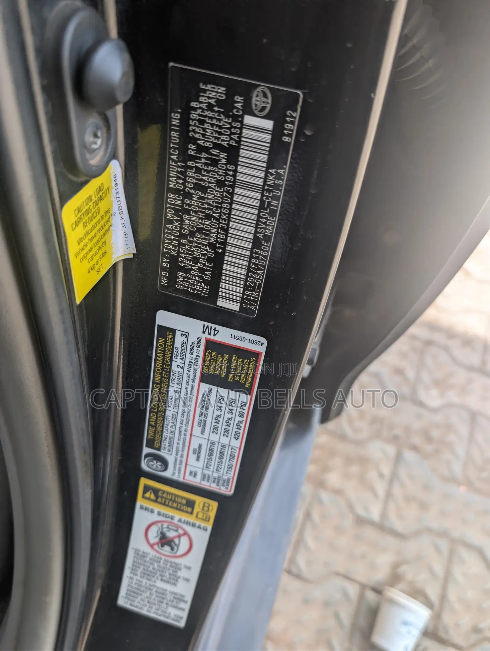 Toyota Camry LE 4dr Sedan (2.5L 4cyl 6A) 2011 Gray