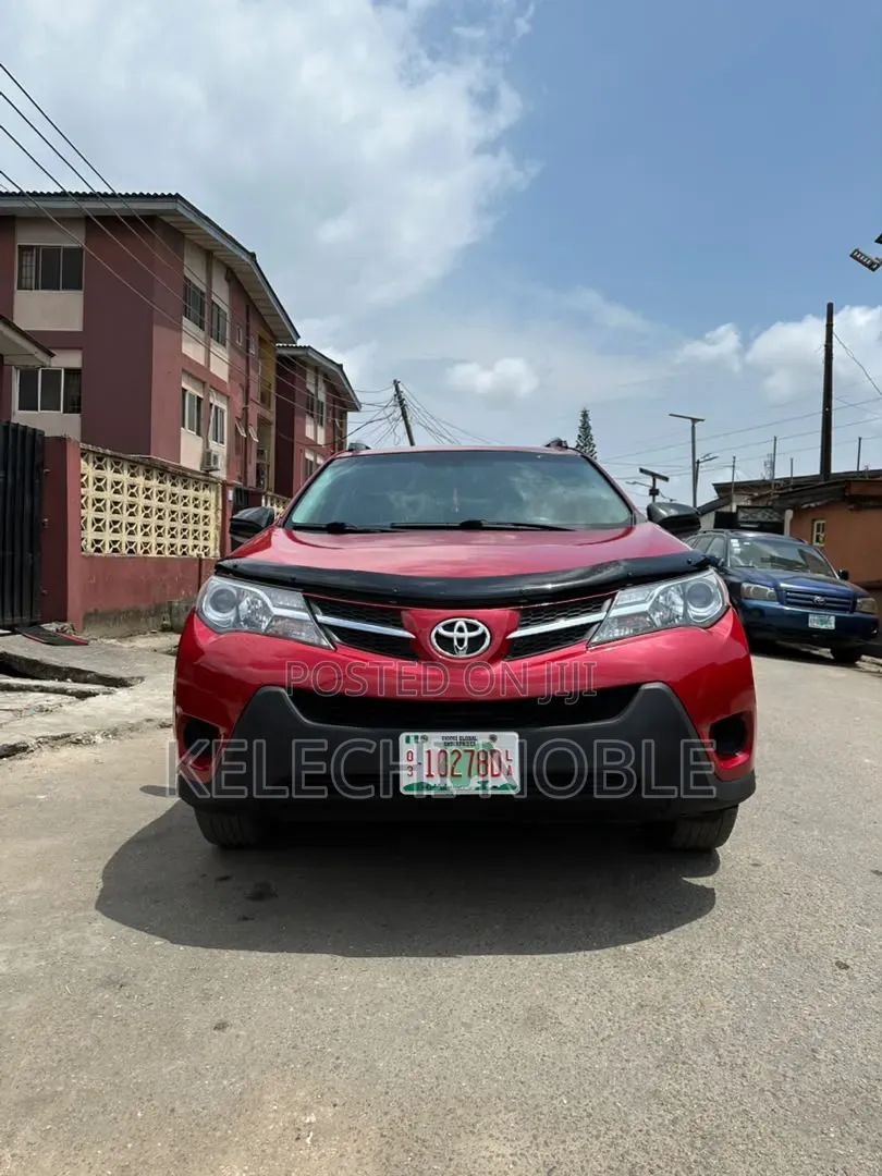 Toyota RAV4 LE 4dr SUV AWD (2.5L 4cyl 6A) 2015 Red