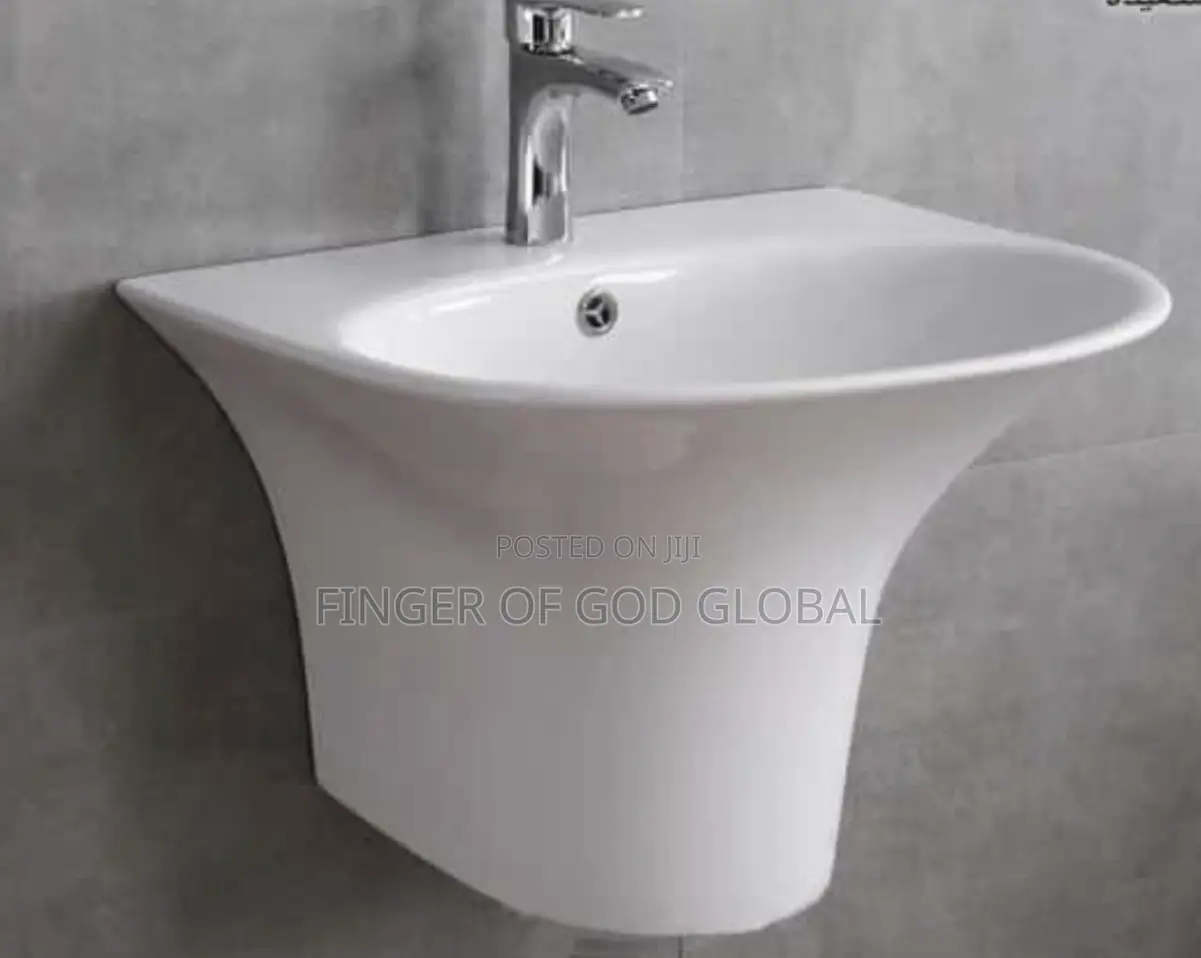 Wall-Mounted Ceramic Wash Basin With Pedestal