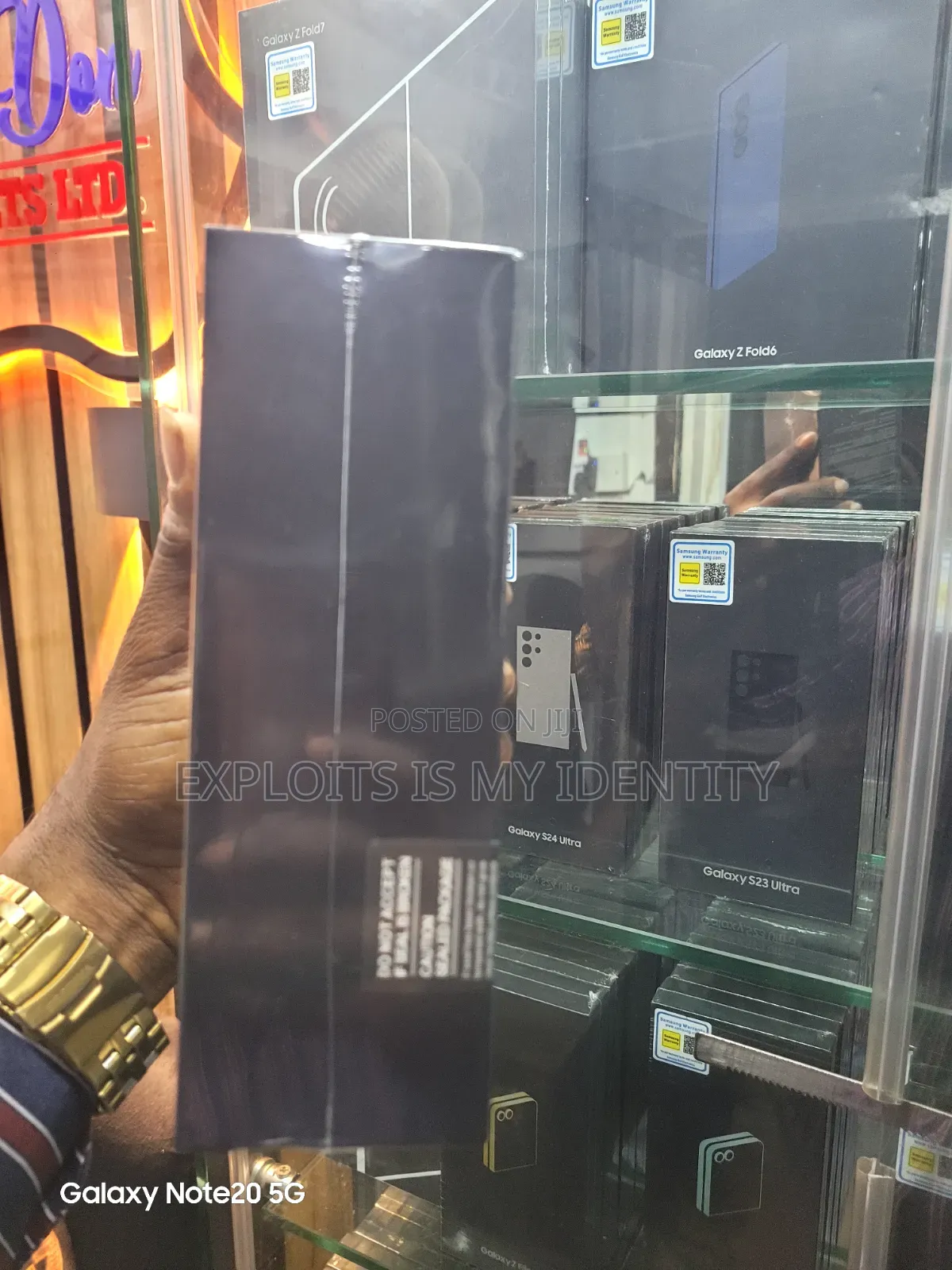 New Samsung Galaxy S20+ 128 GB Gray