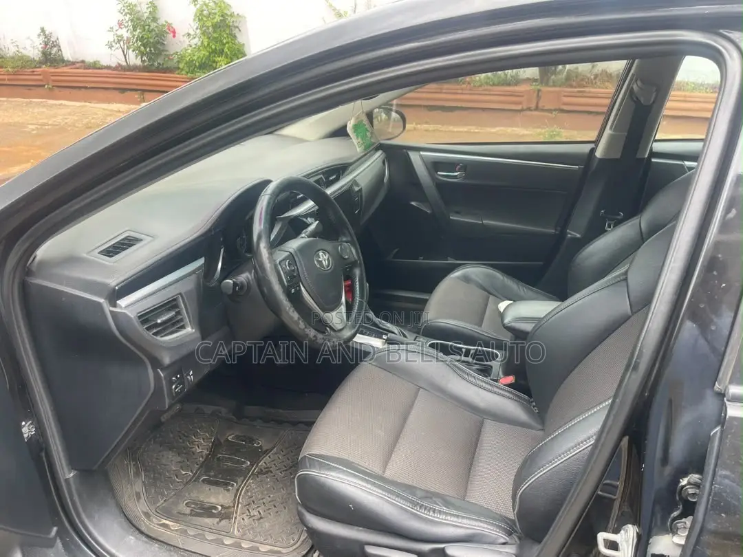 Toyota Corolla S Premium 4dr Sedan (1.8L 4cyl CVT) 2015 Black