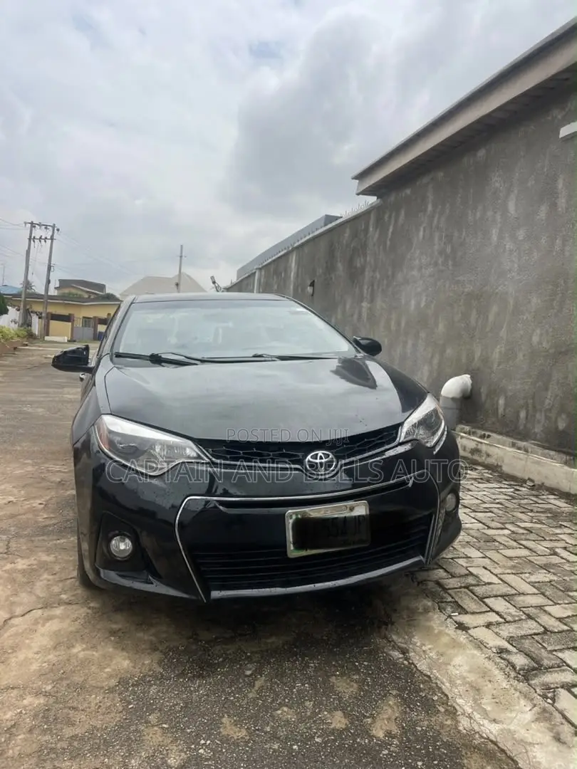 Toyota Corolla S Premium 4dr Sedan (1.8L 4cyl CVT) 2015 Black