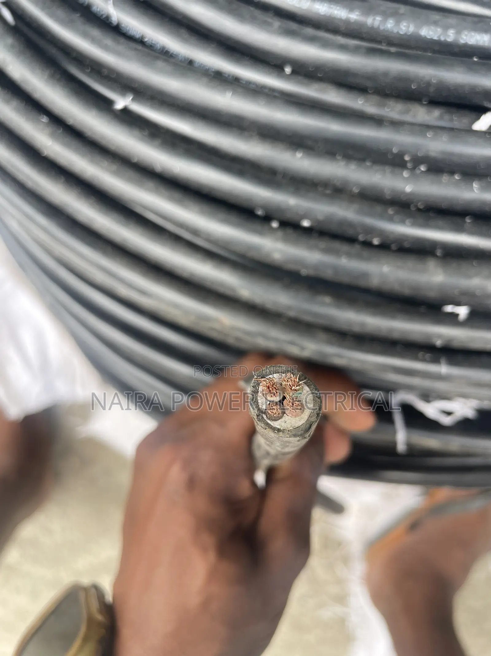 Fil Flexible À 4 Cœurs De 2,5 Mm