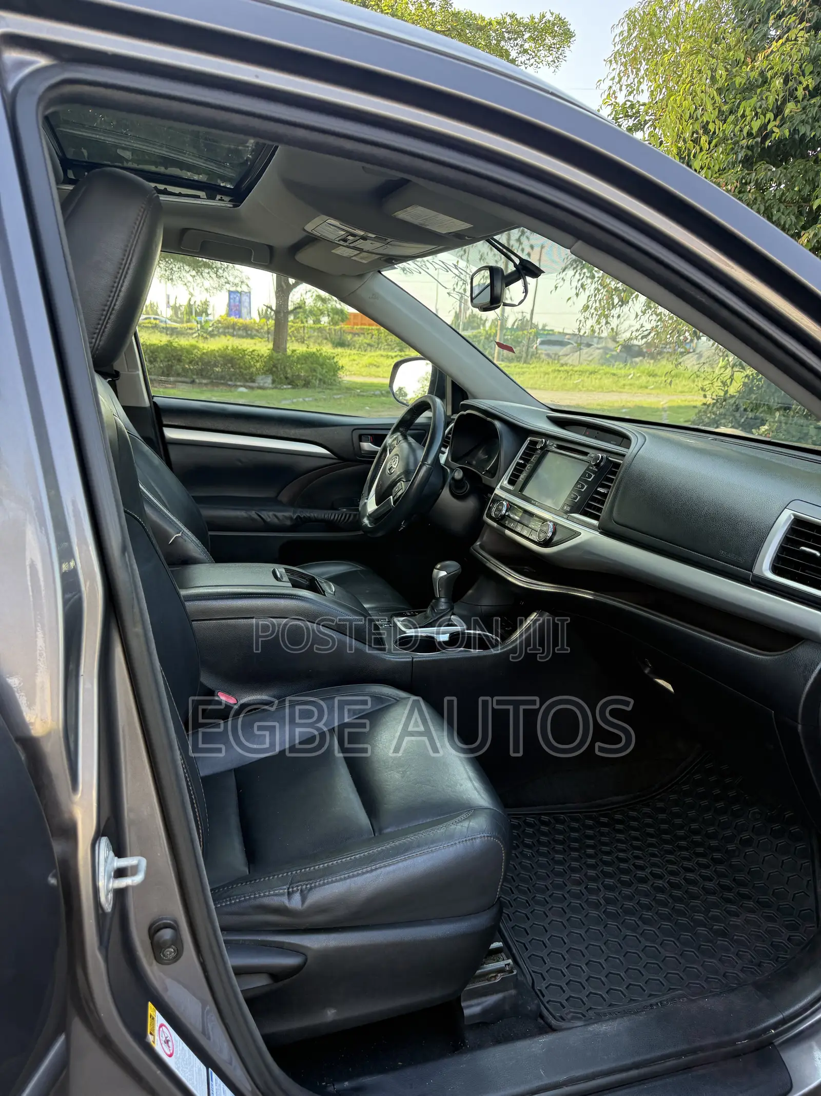 Toyota Highlander XLE V6 4x4 (3.5L 6cyl 6A) 2016 Gray