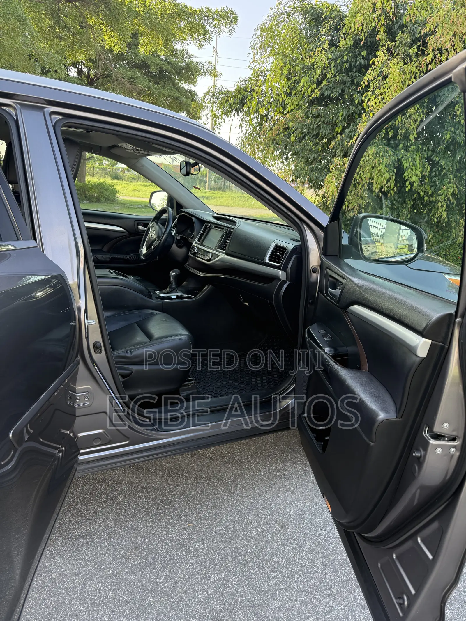 Toyota Highlander XLE V6 4x4 (3.5L 6cyl 6A) 2016 Gray