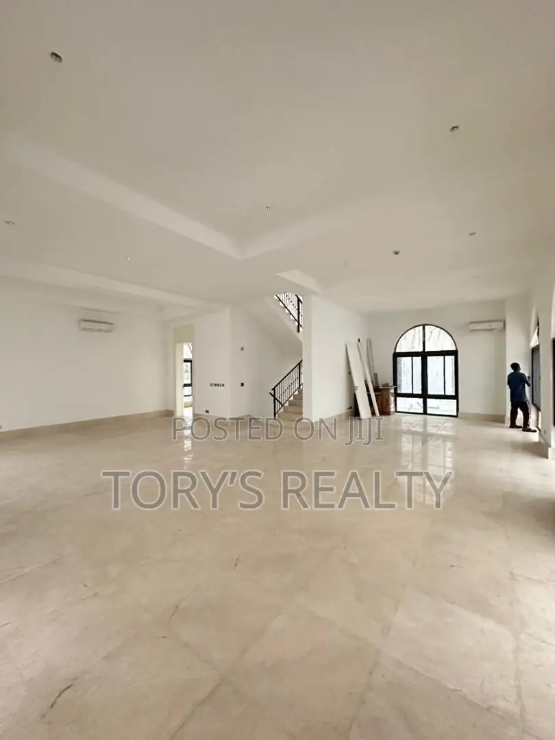 4bdrm Duplex in Old Ikoyi for sale