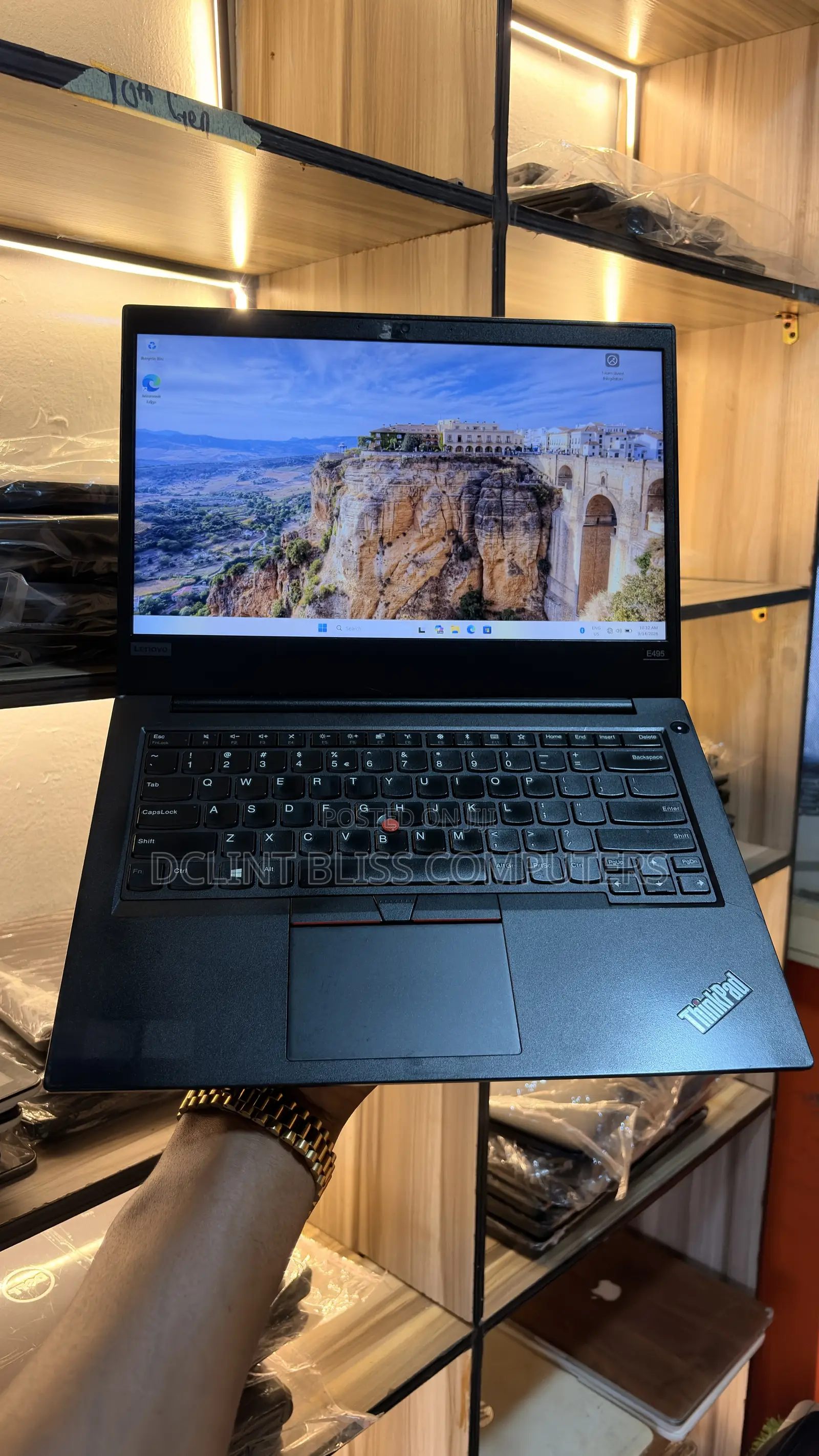 Laptop Lenovo ThinkPad E495 16GB AMD Ryzen 5 SSD 256GB