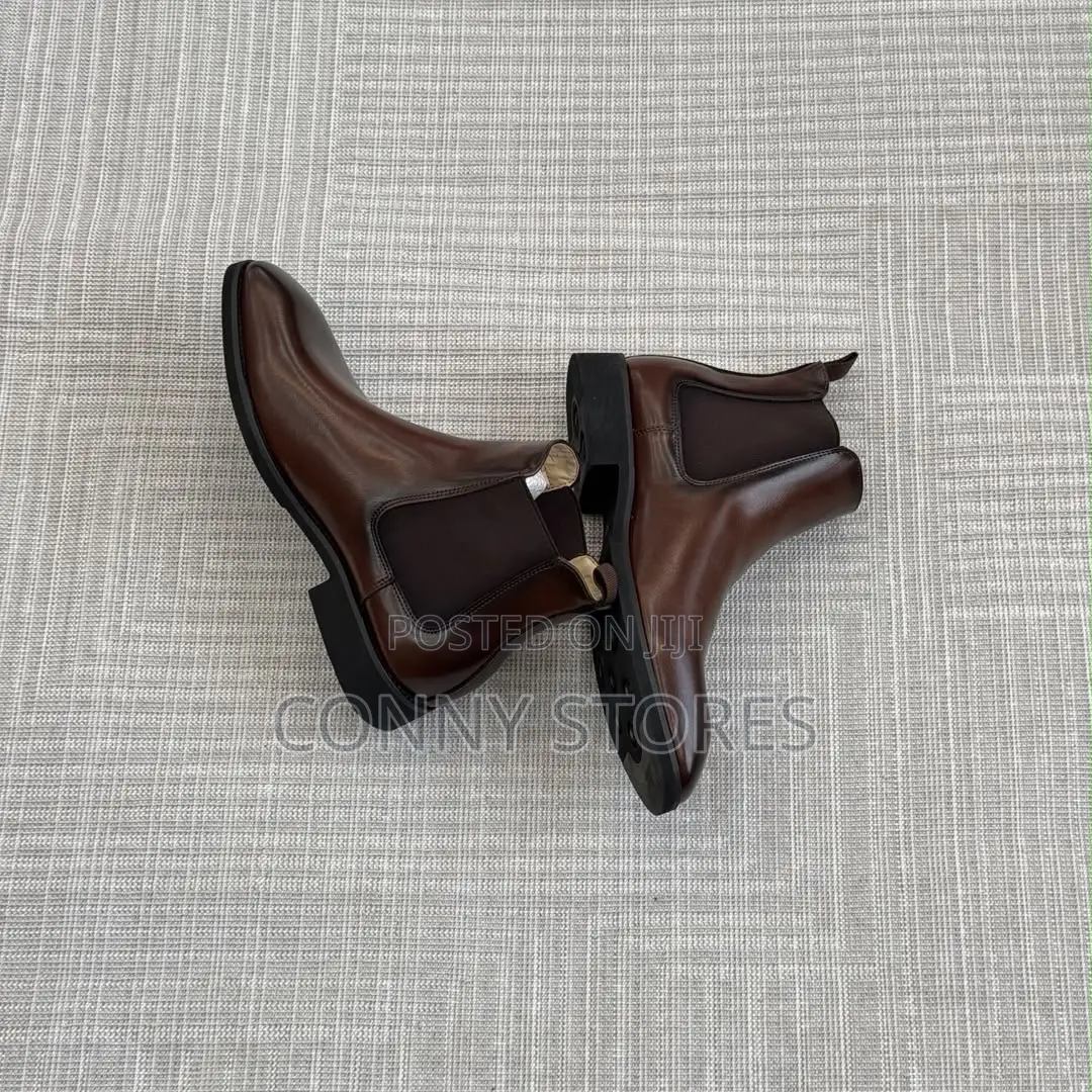 Tapered Leather Chelsea Boot “Cognac”