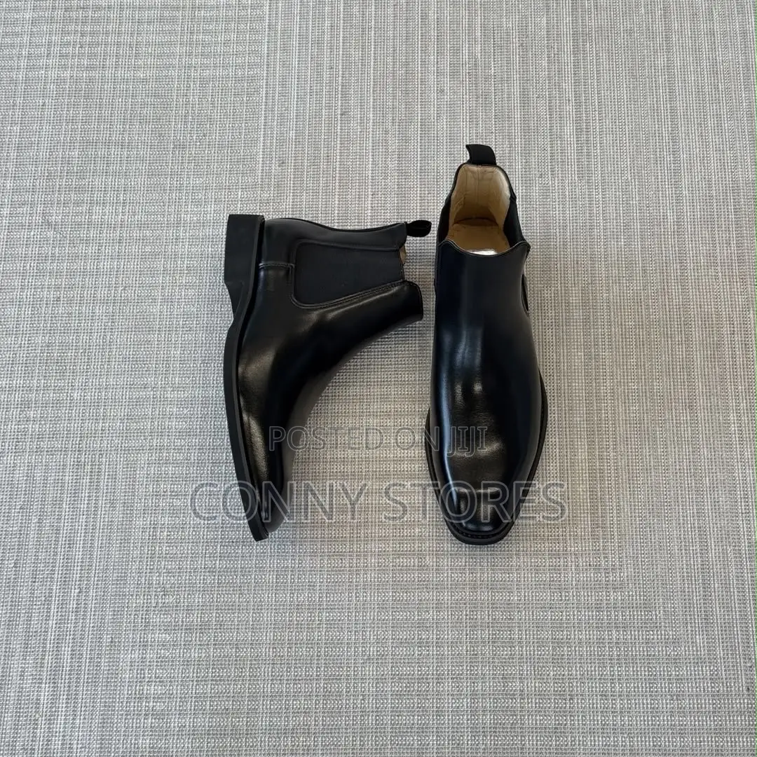 Tapered Leather Chelsea Boot “Onyx”