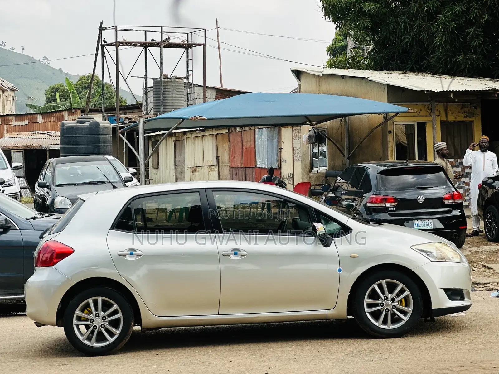 Toyota Auris 2009 Silver