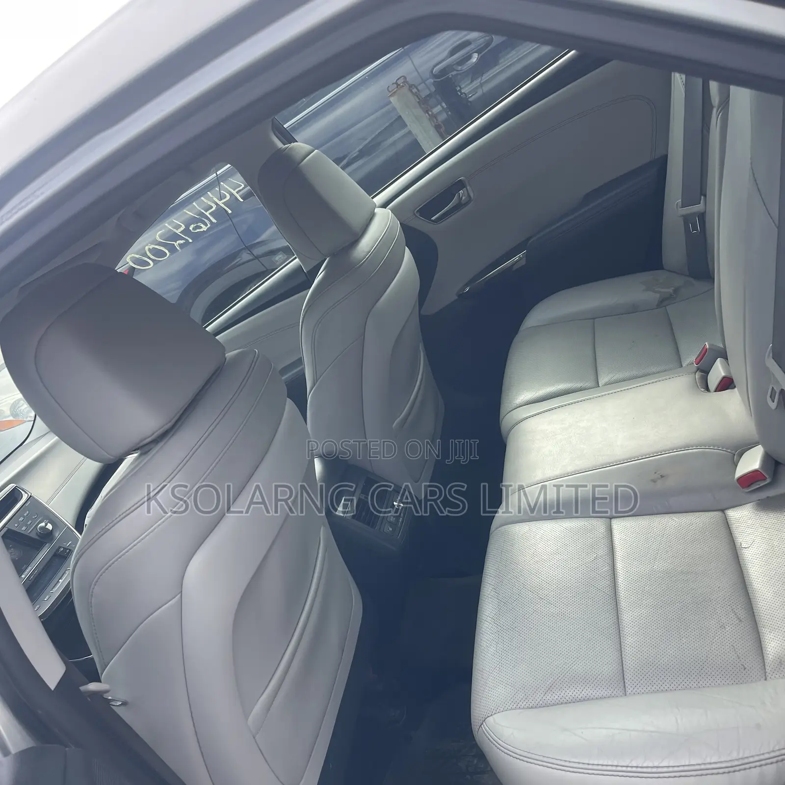 Toyota Avalon Limited Sedan FWD (3.5L 6cyl 6A) 2013 Silver