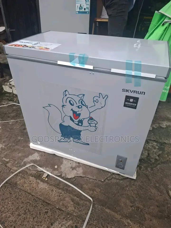 Skyrun Inverter Non Stick 250L Chest Freezer