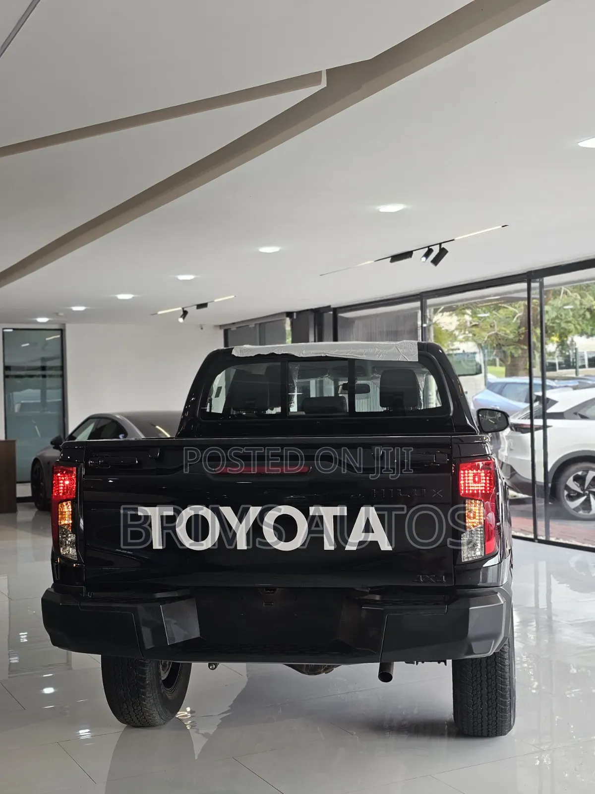 New Toyota Hilux 2026 Black