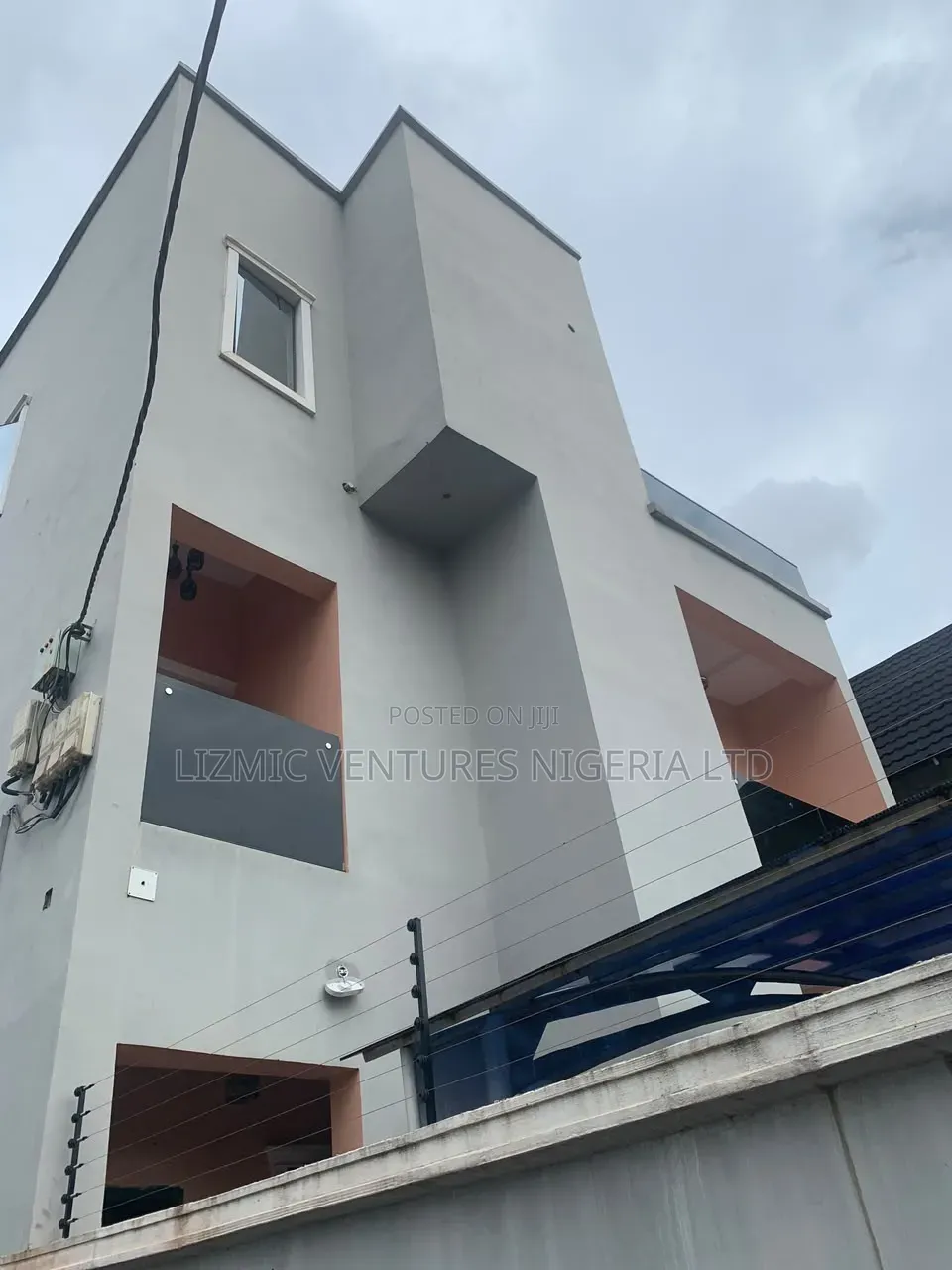 Furnished 2bdrm Apartment in Agric Road, Ikotun / Ikotun/Igando