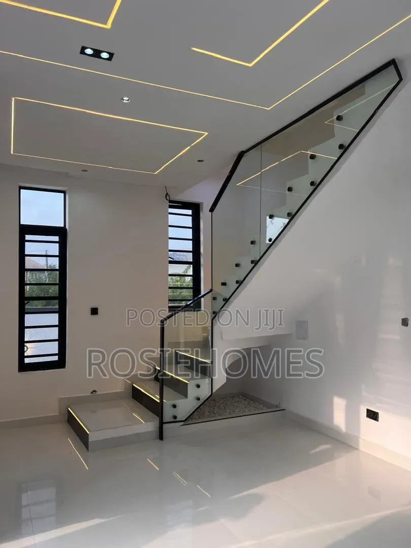 4bdrm Duplex in Sangotedo for sale