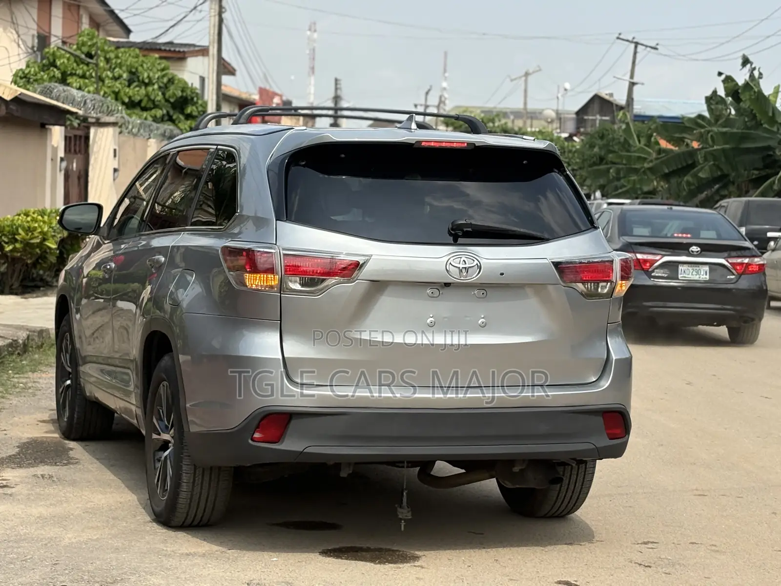 Toyota Highlander XLE V6 4x2 (3.5L 6cyl 6A) 2016 Silver