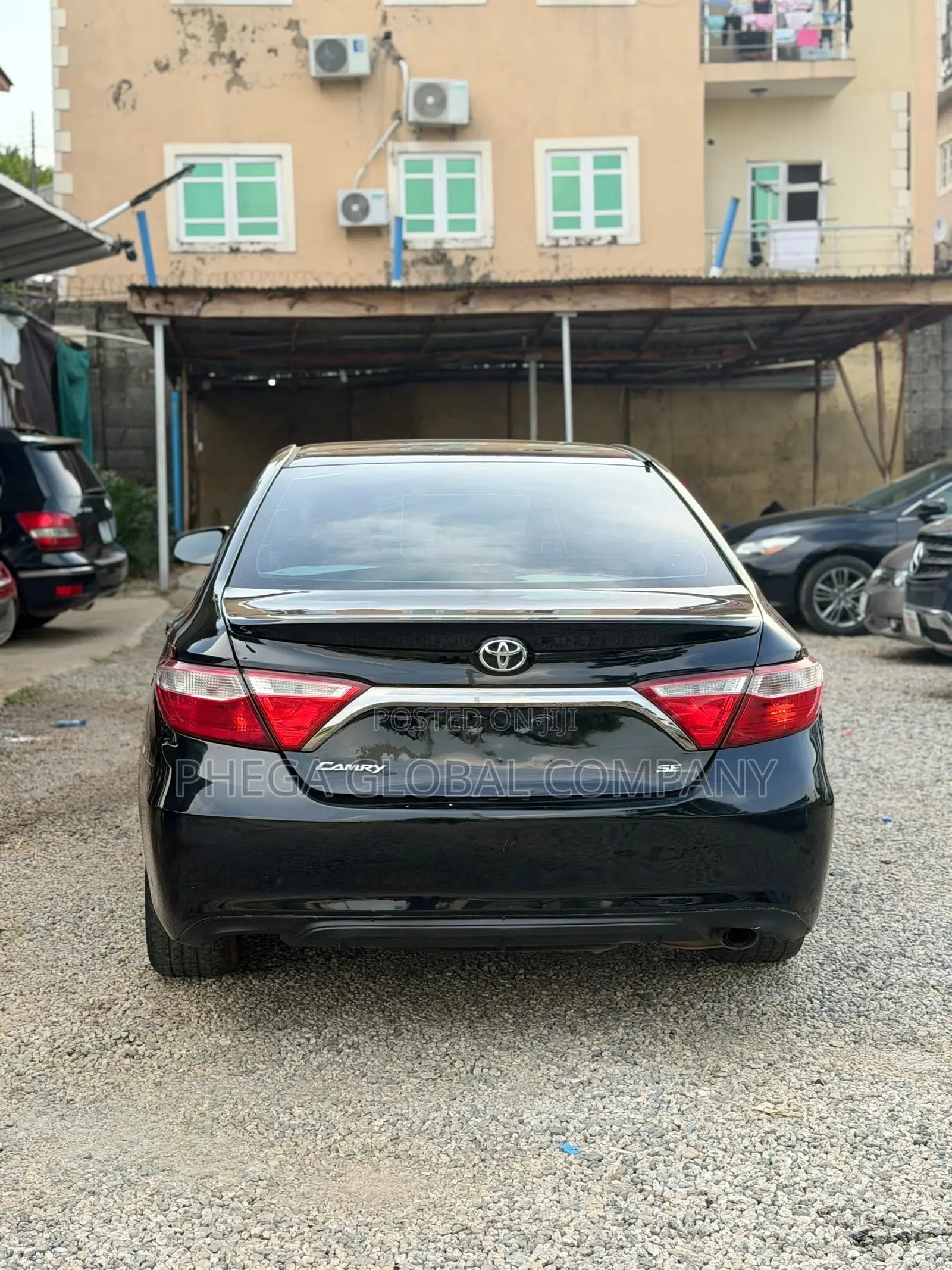 Toyota Camry SE 4dr Sedan (2.5L 4cyl 6A) 2016 Black