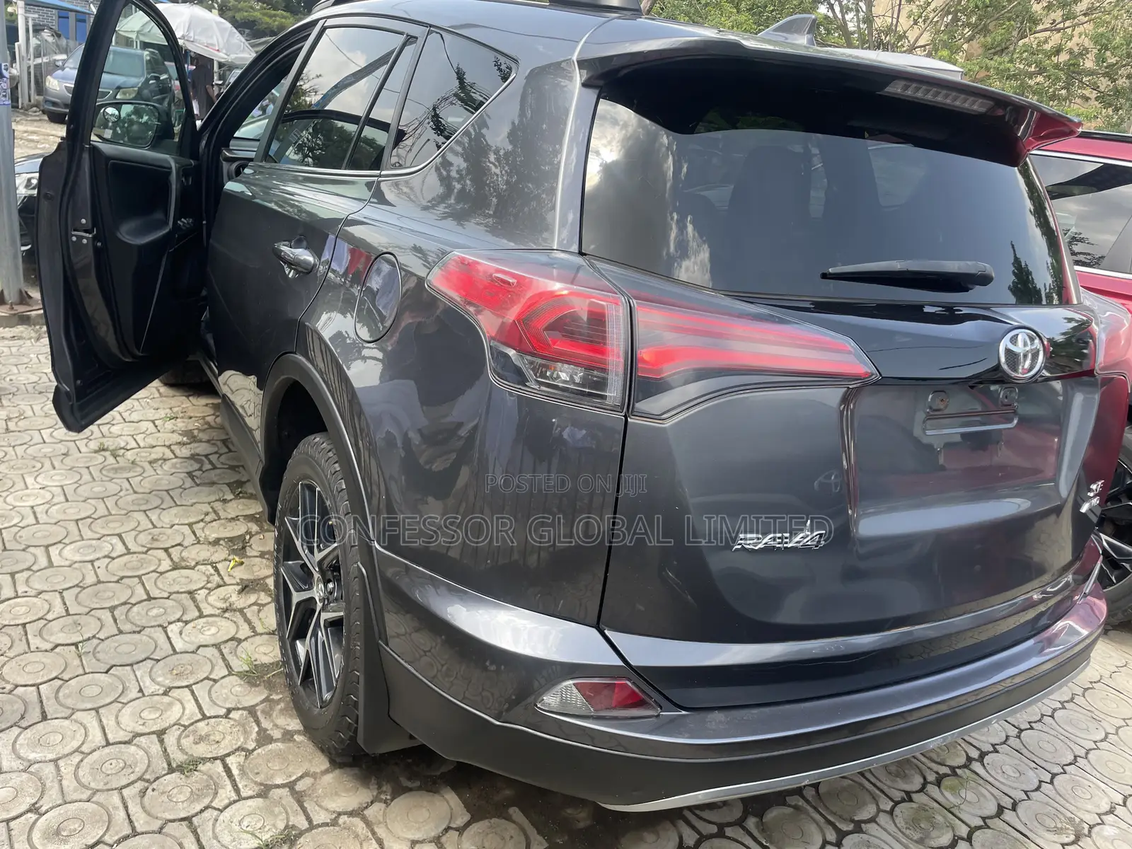 Toyota RAV4 2018 Gray