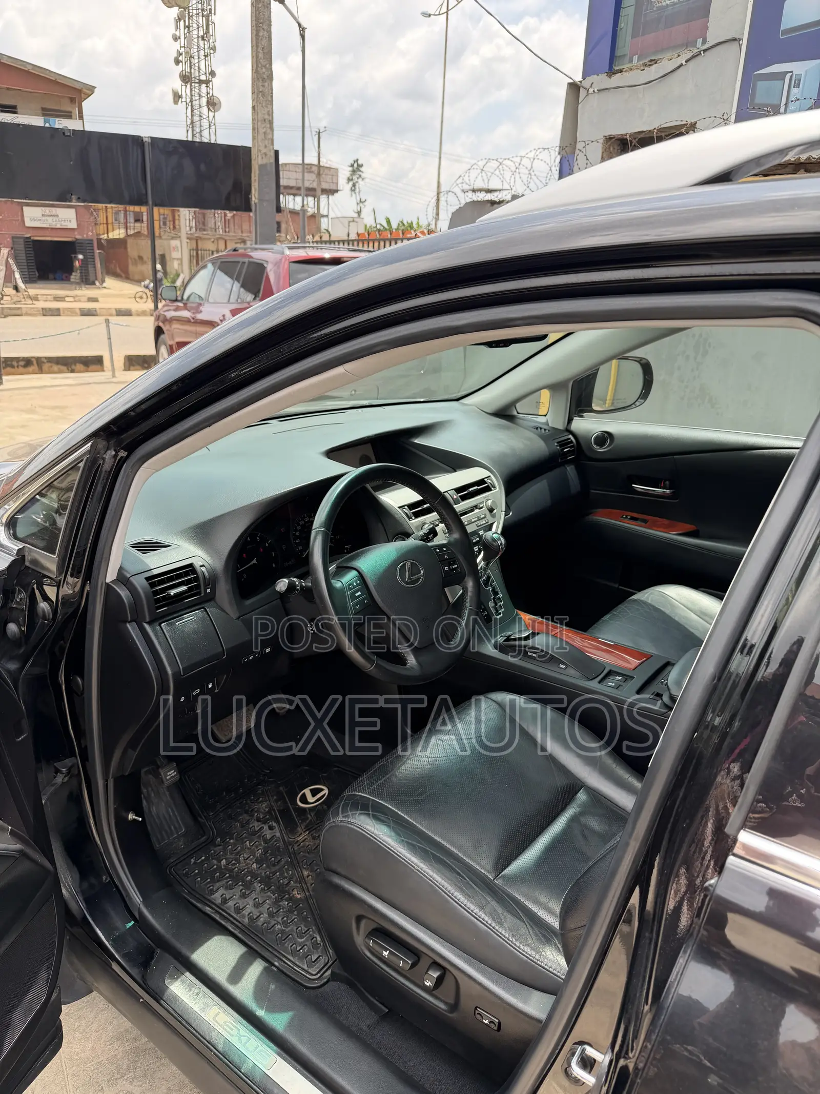 Lexus RX 270 2WD 2011 Black